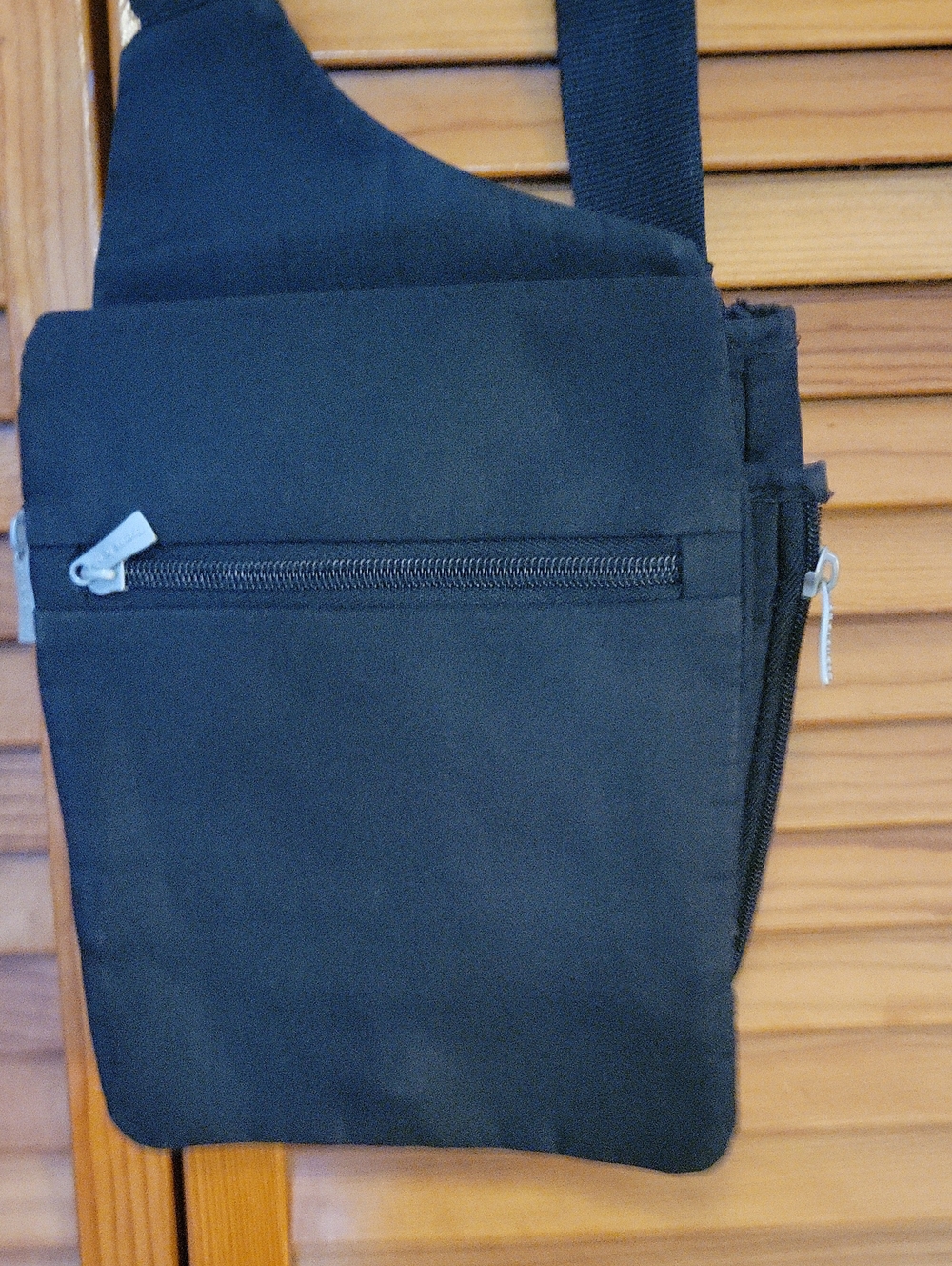 TRAVELON Black Crossbody Zipper Pouch Bag